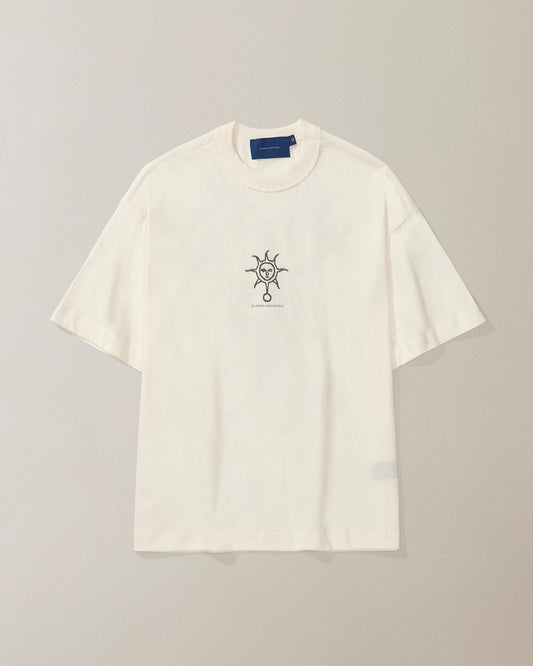 CAMISETA QC SOL EM S.A. BOXY OFF WHITE