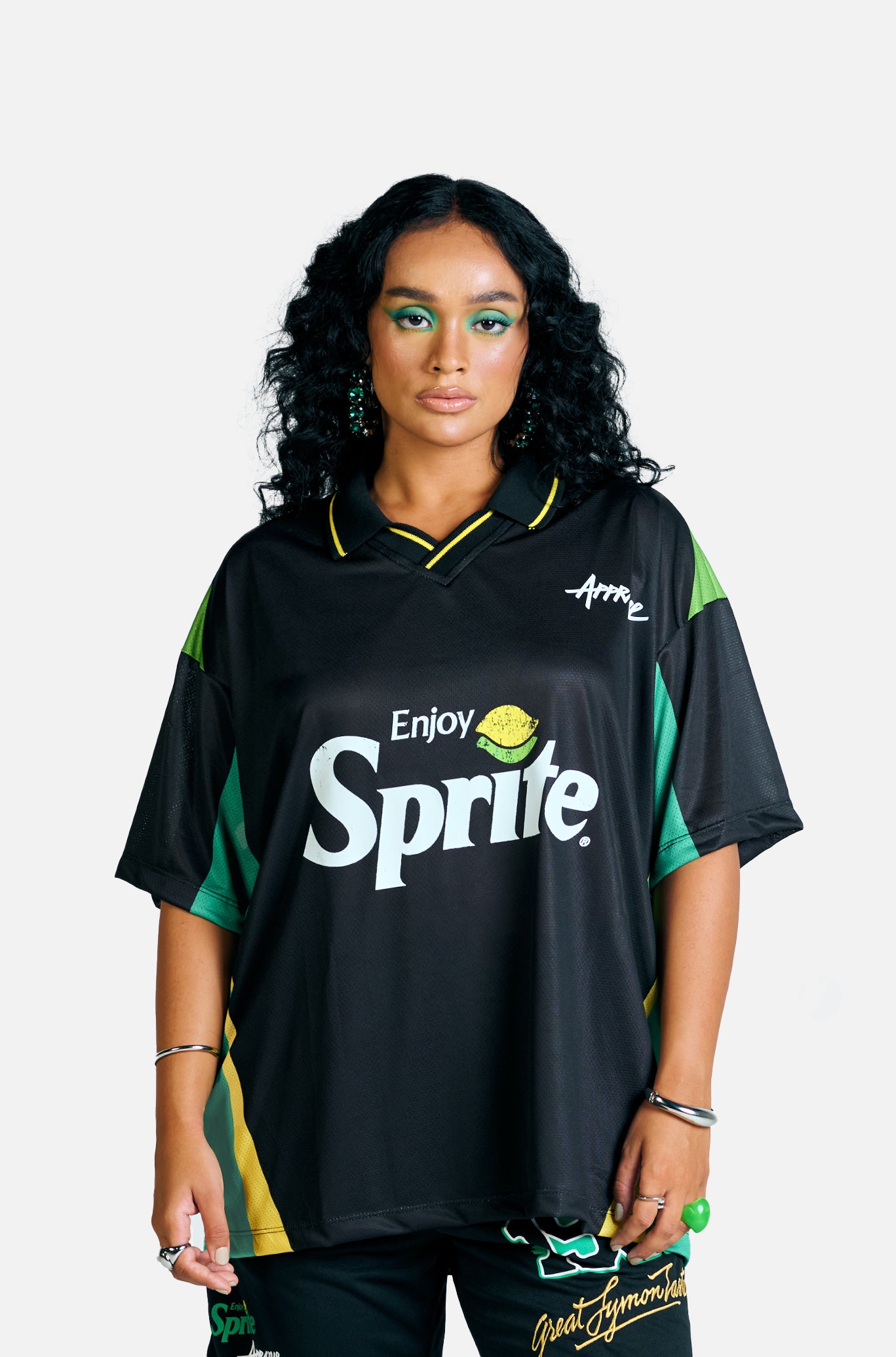 CAMISA POLO OVER APPROVE X SPRITE 90 Loja Malloca camisa-polo-over-approve-x-sprite-90-loja-malloca