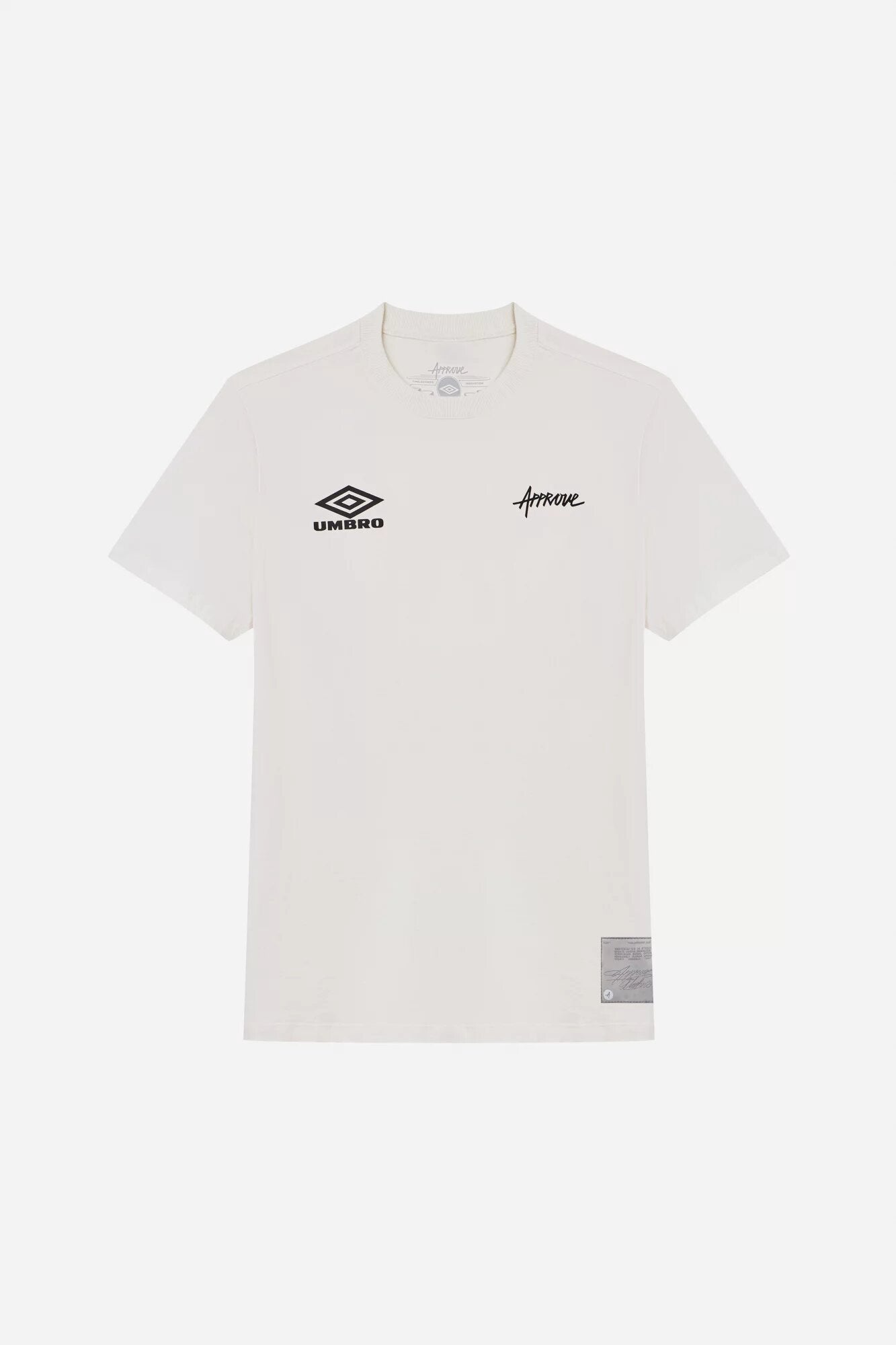 CAMISETA BOLD APPROVE X UMBRO OFF WHITE