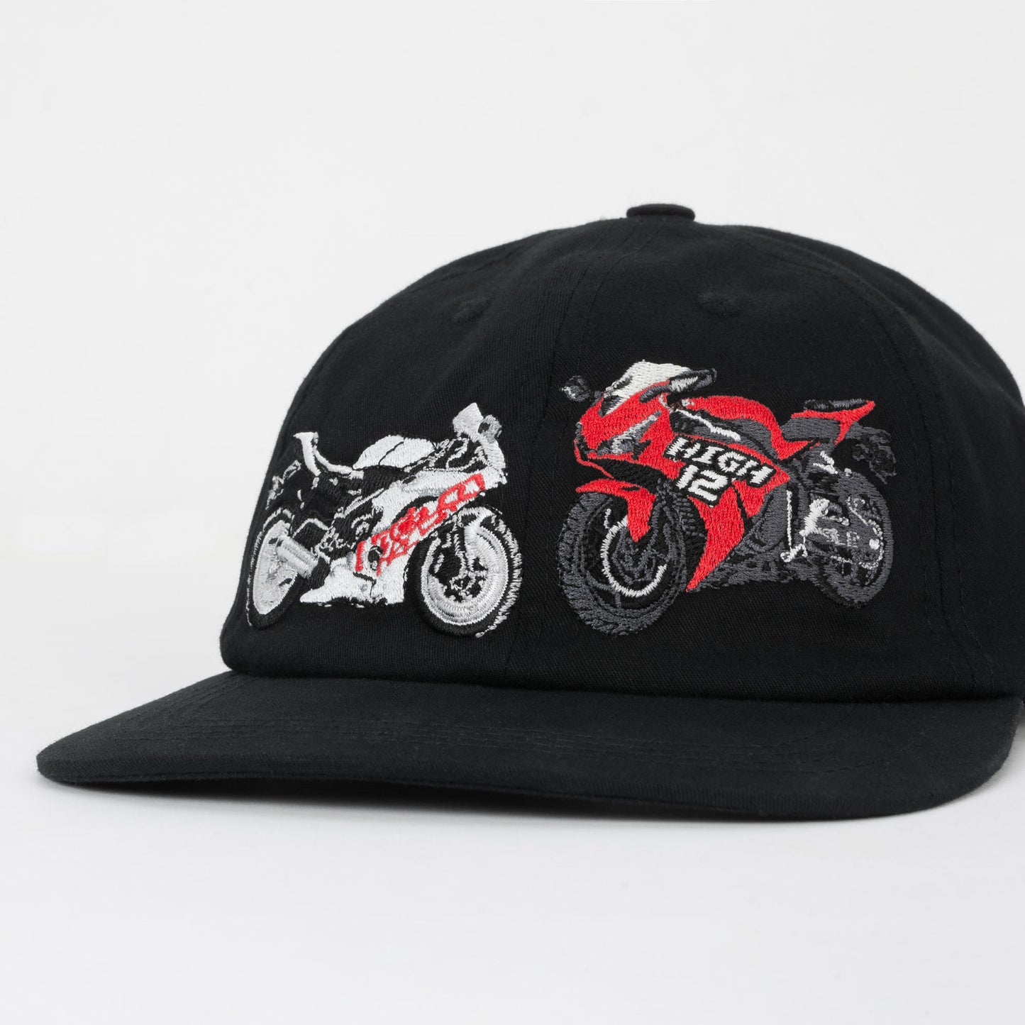 6 Panel Rides Black