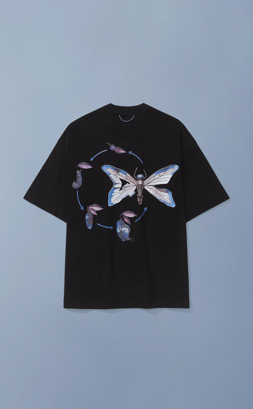 CAMISETA QC METAMORFOSE BOXY PRETO