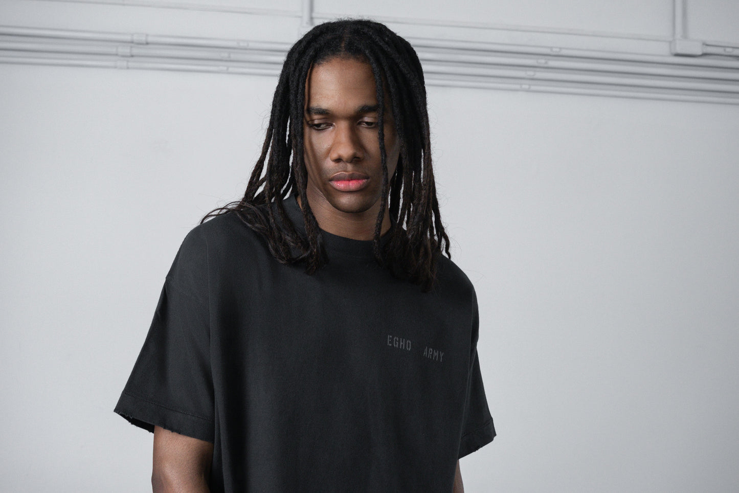UNF BOXY TEE BLACK