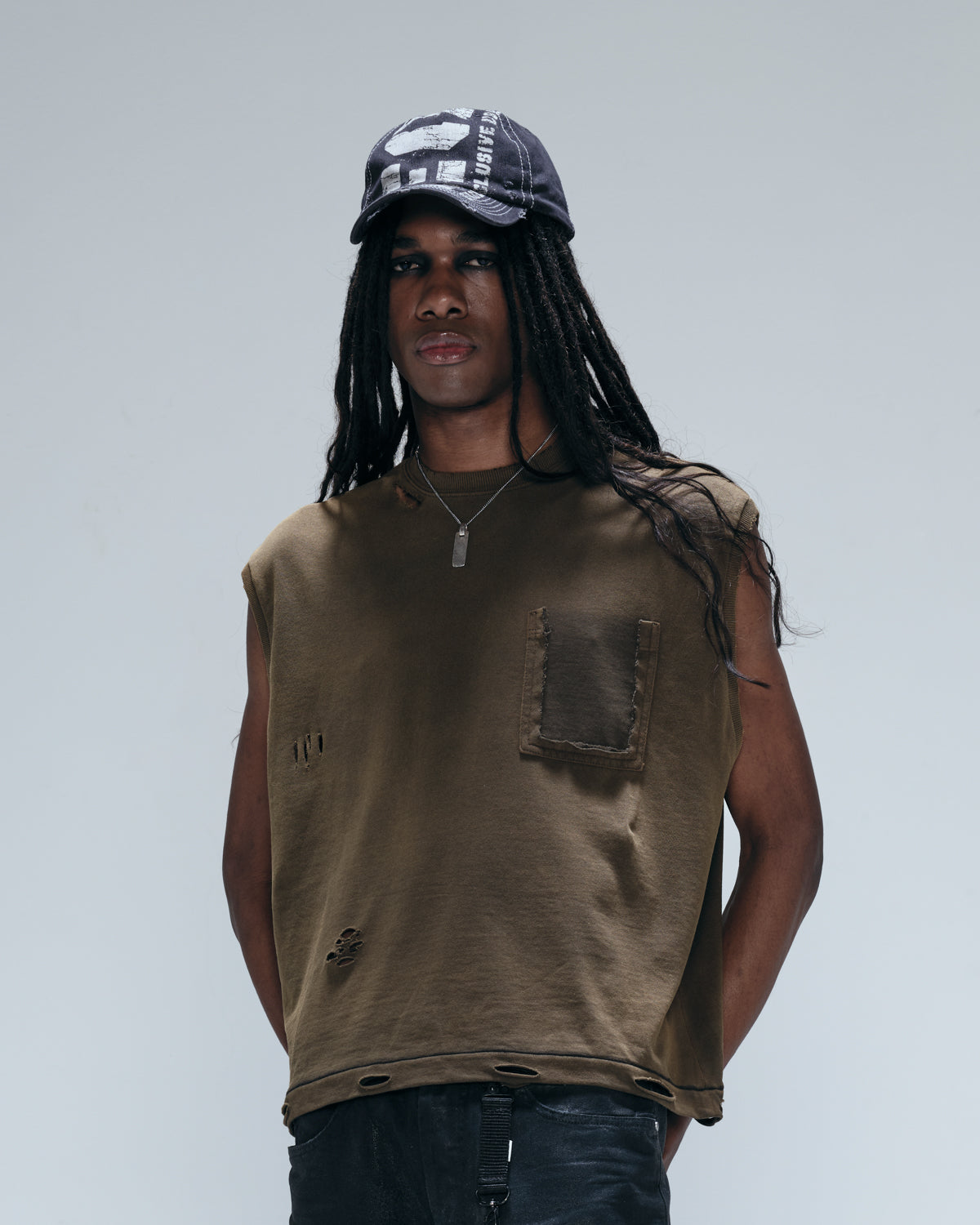 TRASHED TANK TOP - OLIVE GREEN