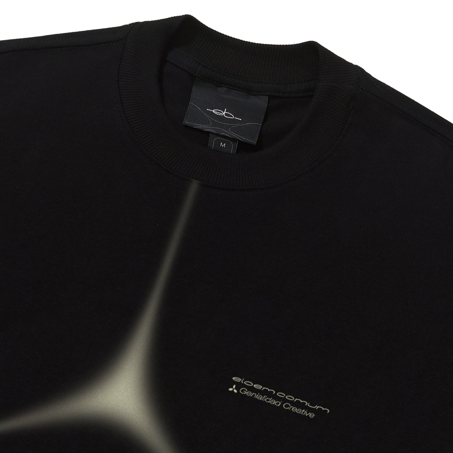 CAMISETA OVER  BENZ  PRETO