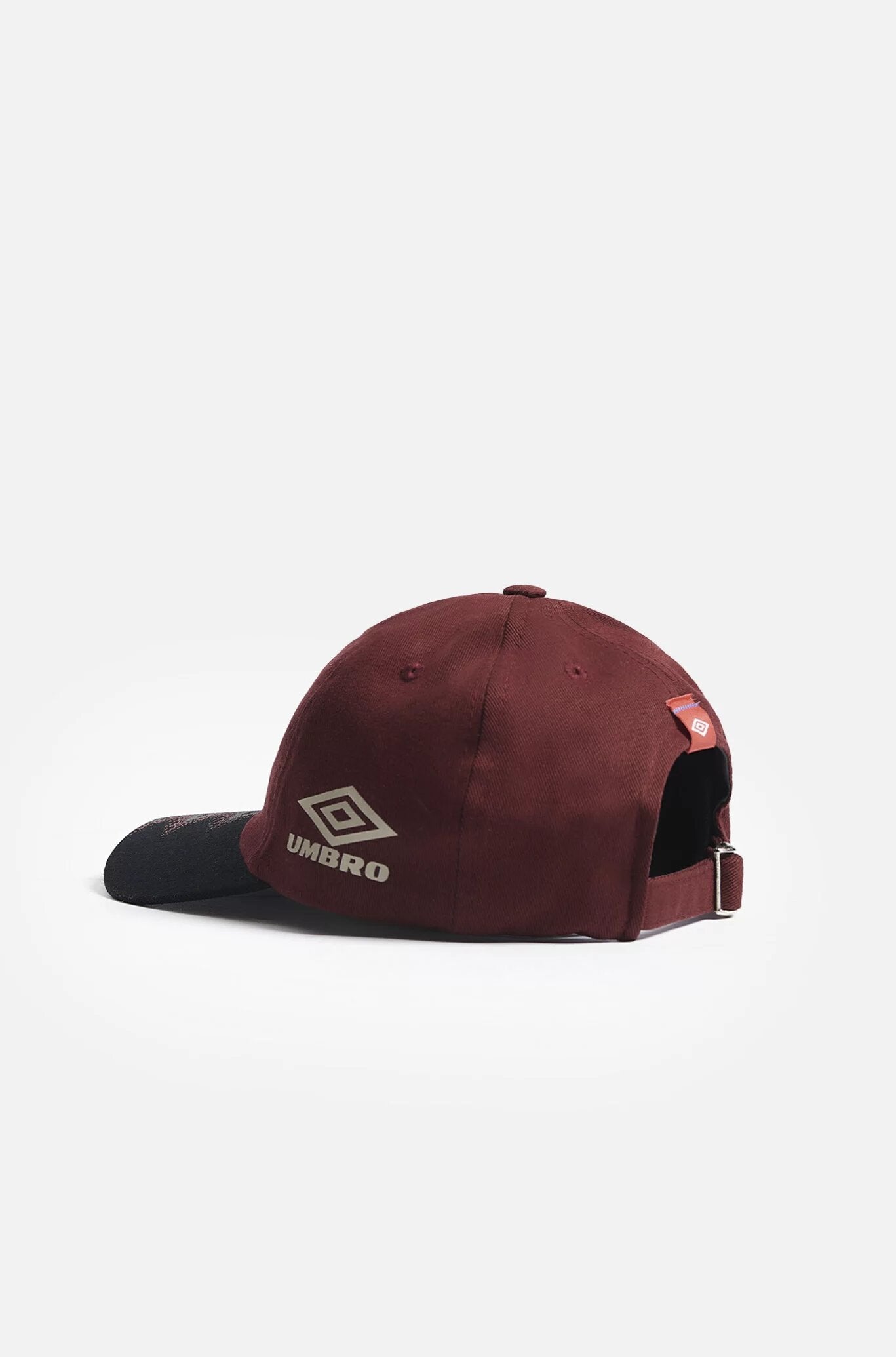 BONÉ DAD HAT APPROVE X UMBRO BORDÔ