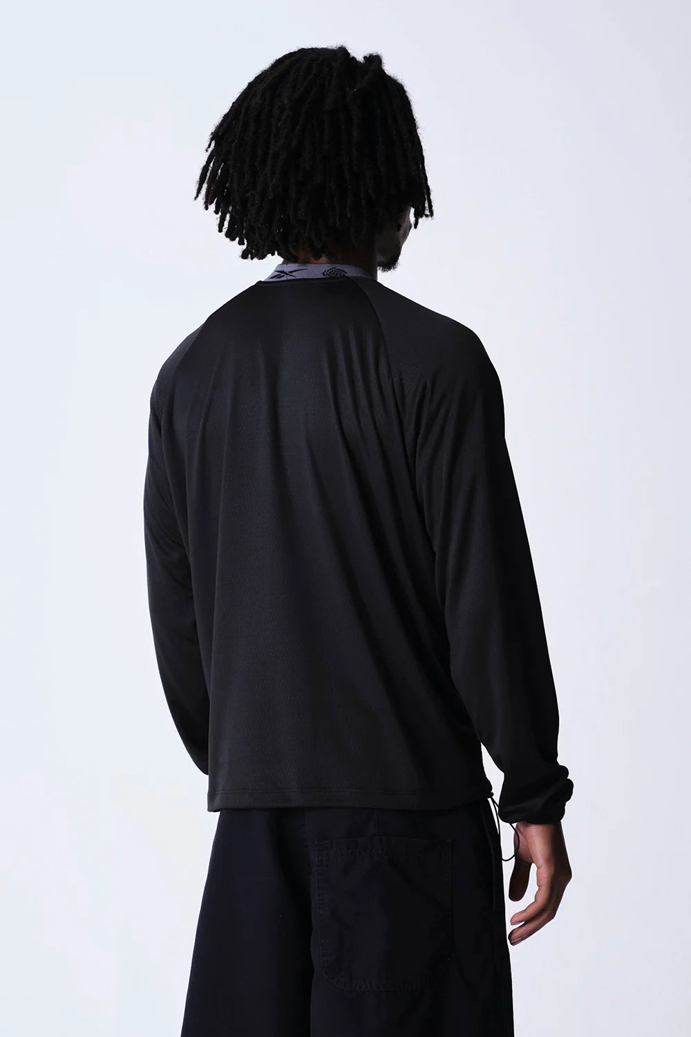 CREWNECK CRACKED CONCRETE