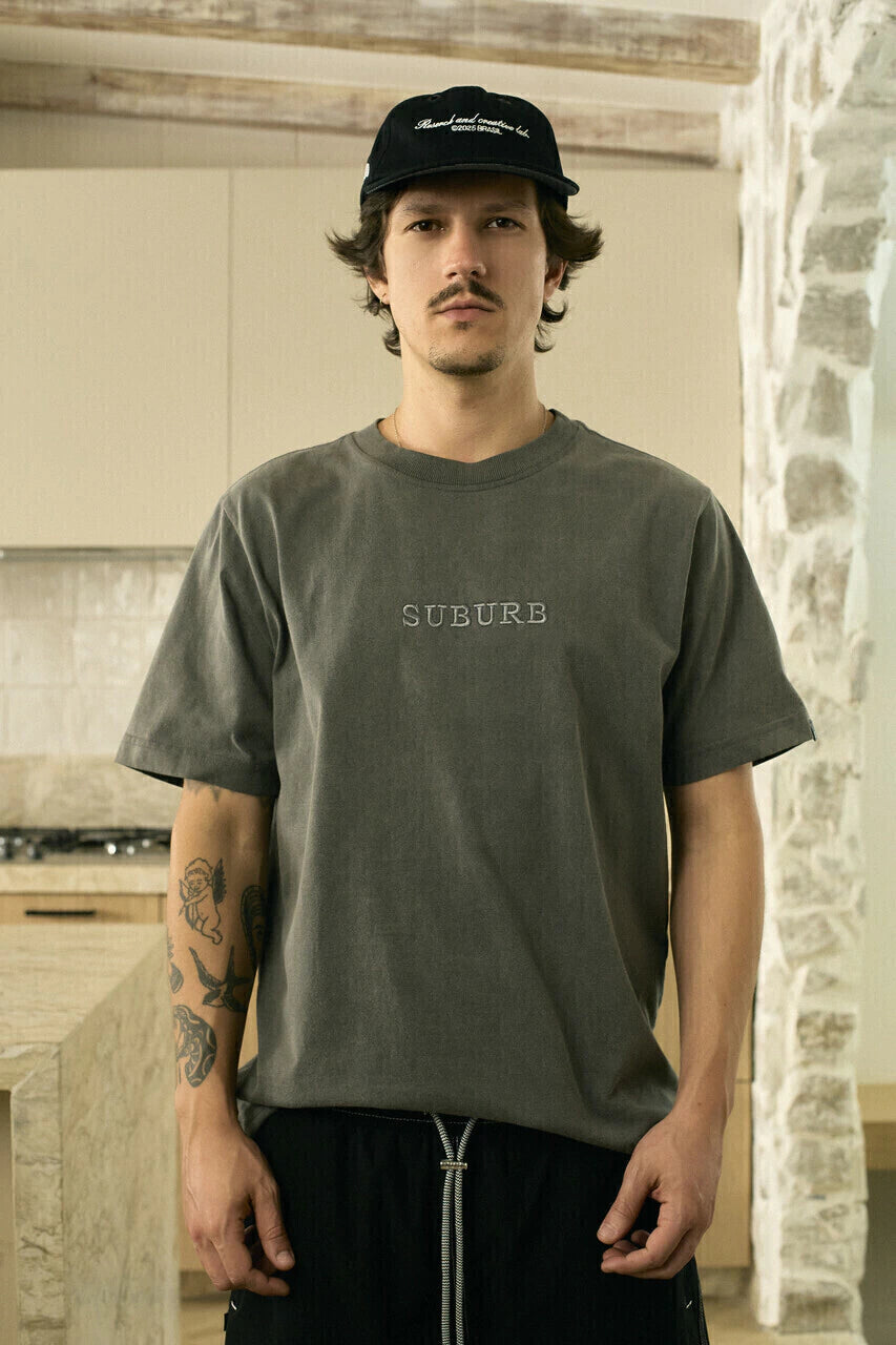 EMBROIDERY LOGO REGULAR TEE BLACK GREY