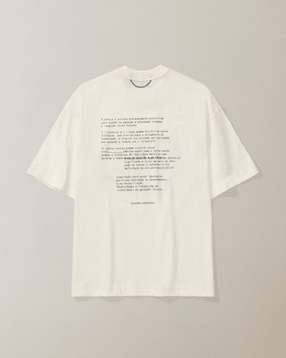 CAMISETA QC 24 DE OUTUBRO BOXY OFF WHITE