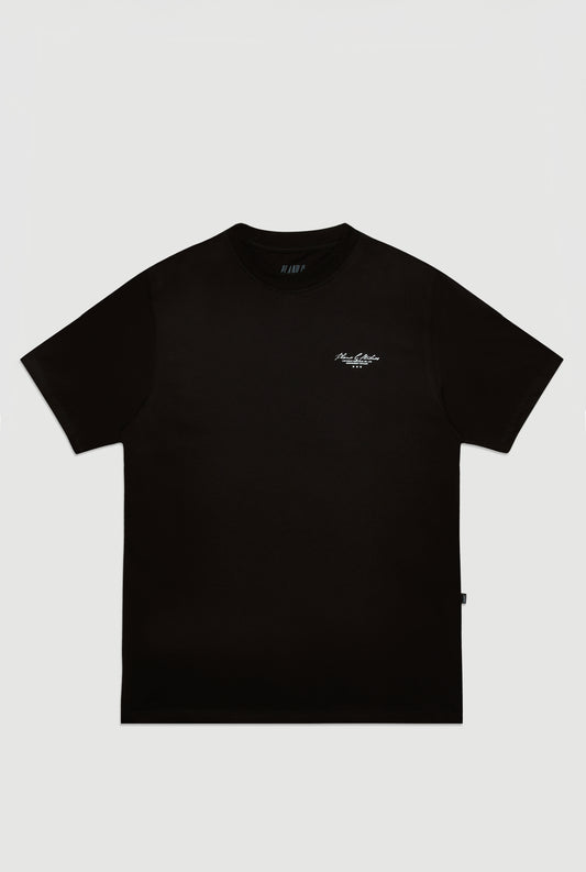 CAMISETA LE MONDE EST Á NOUS PRETO