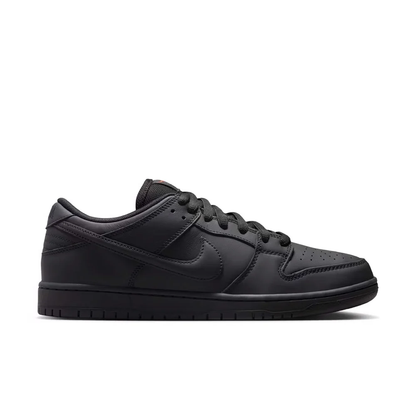 Nike SB Dunk Low Pro Triple Black