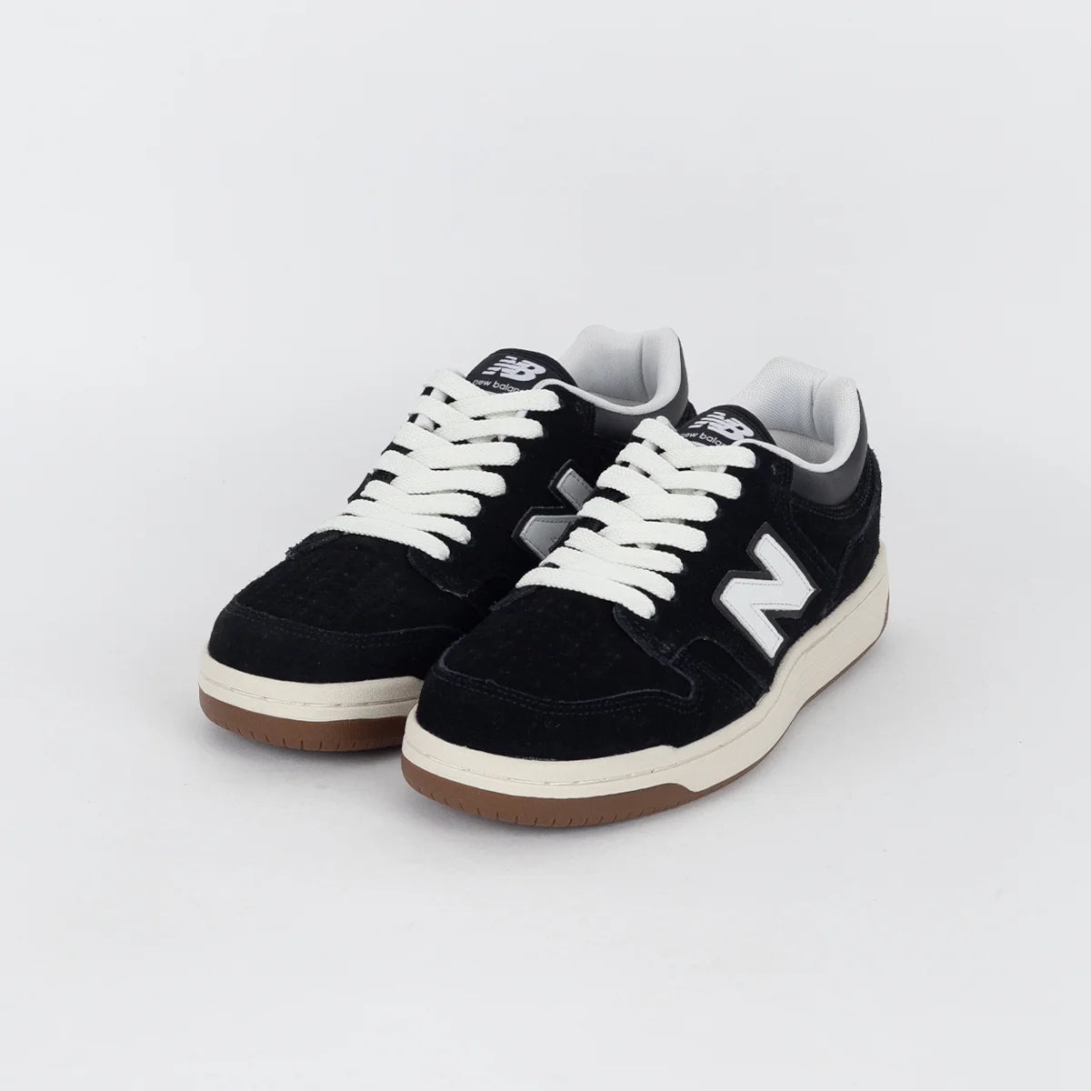 Tênis New Balance 480 Low Preto/Bege