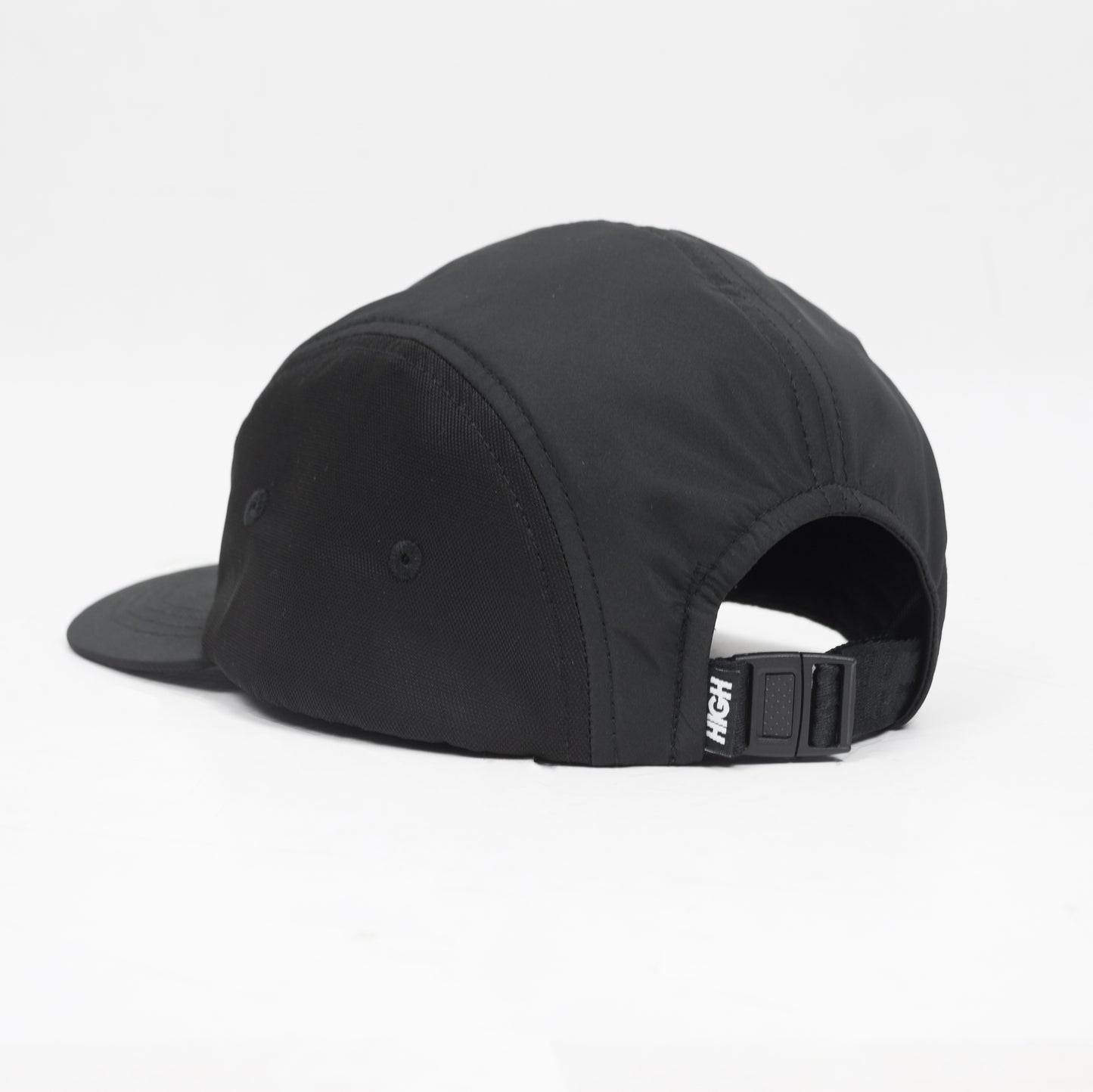 5 Panel Halley Black