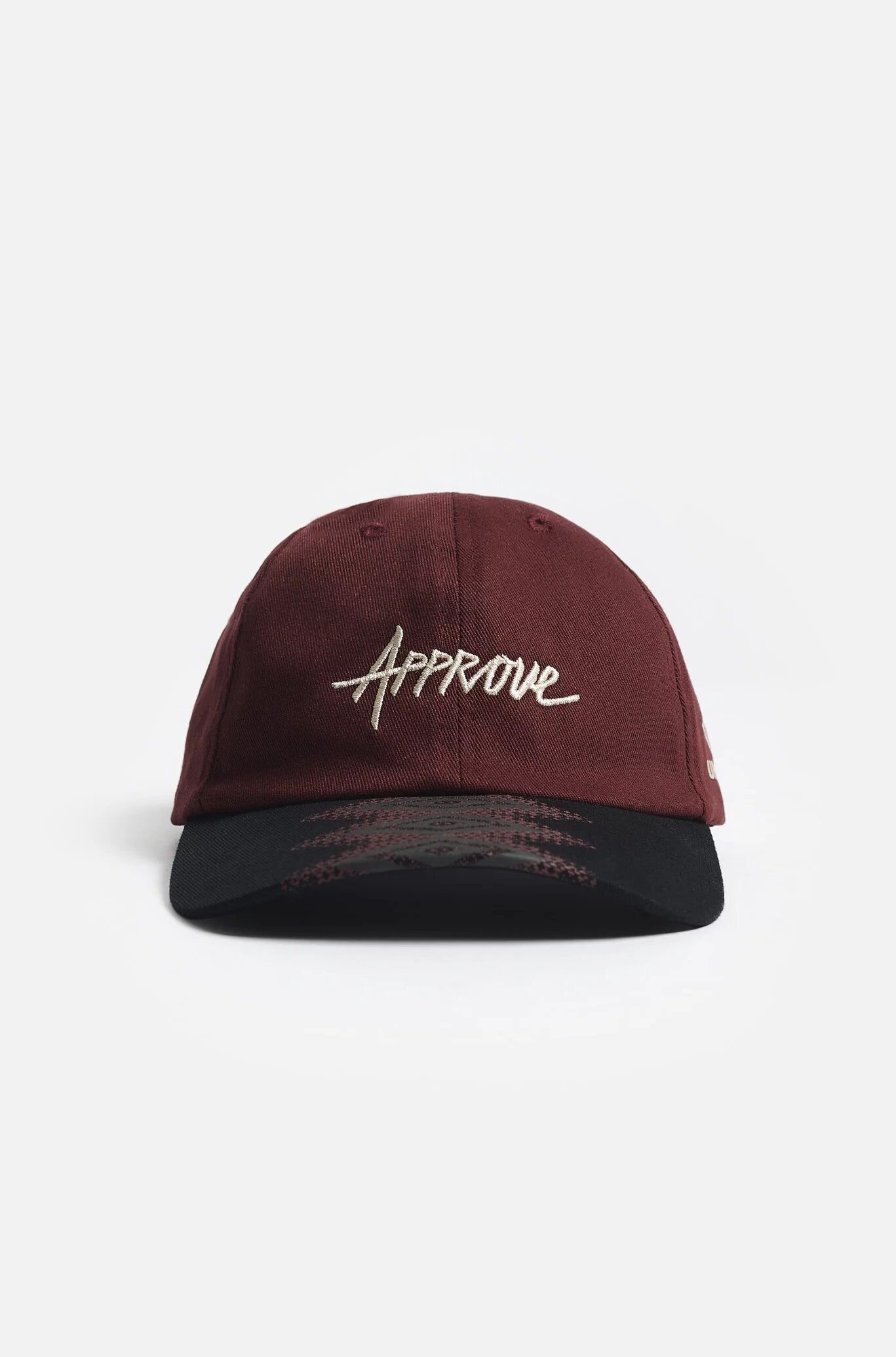 BONÉ DAD HAT APPROVE X UMBRO BORDÔ