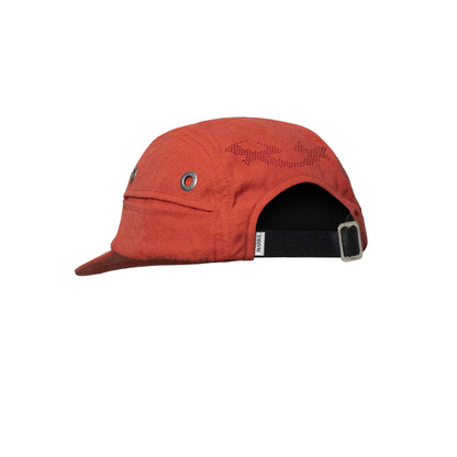 Bone Four Panel Barra Logo Vermelho