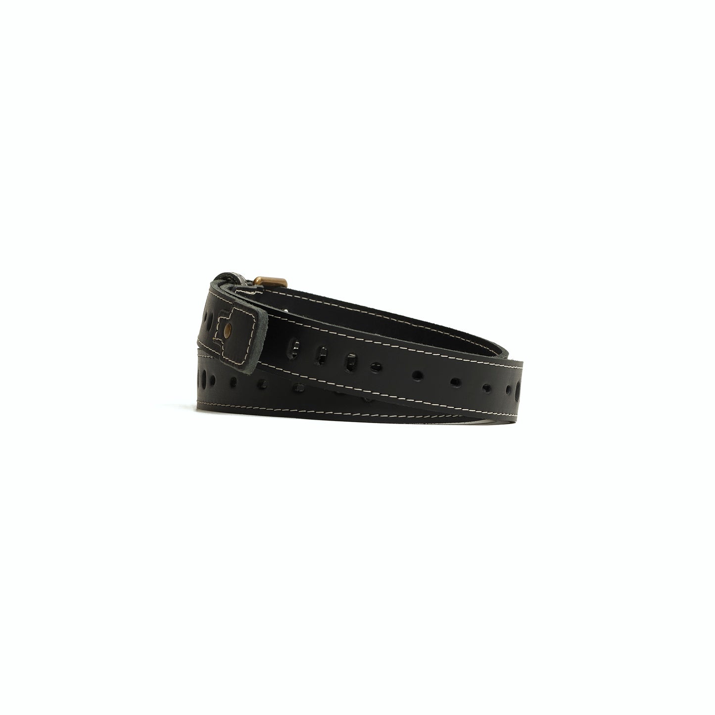 Cinto em Couro Furado Preto