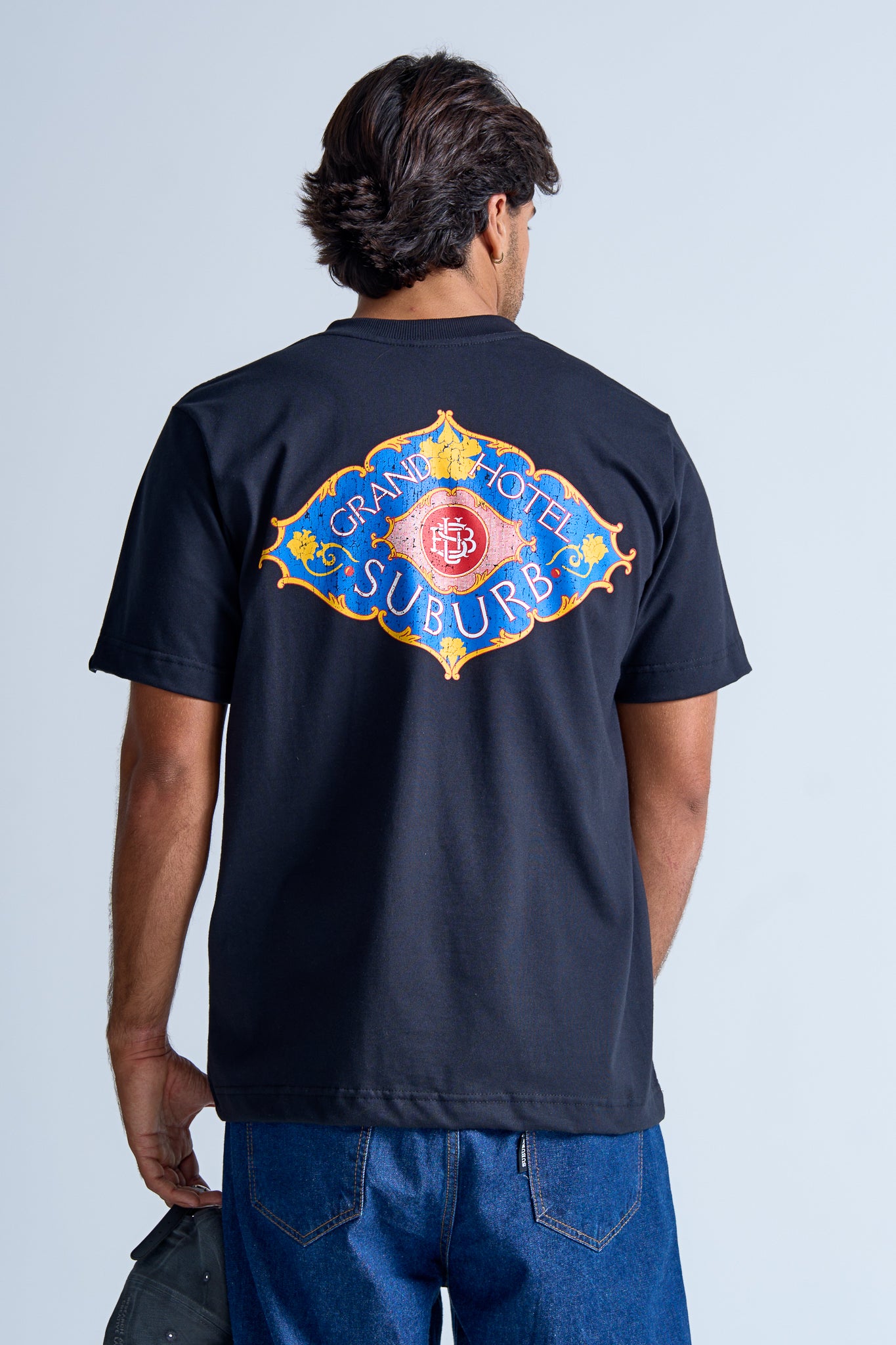 CAMISETA REGULAR GRAND HOTEL  PRETO