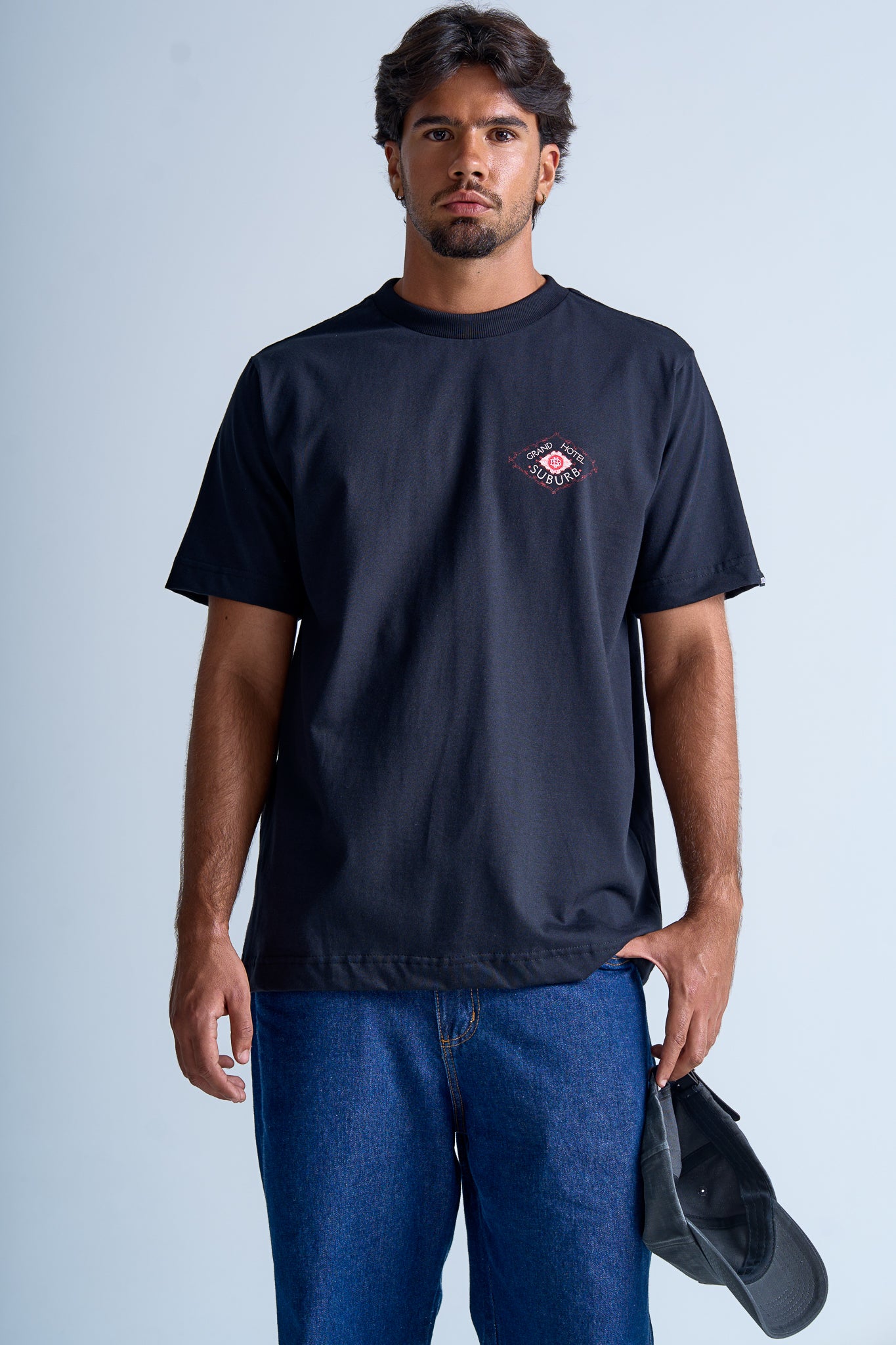 CAMISETA REGULAR GRAND HOTEL  PRETO