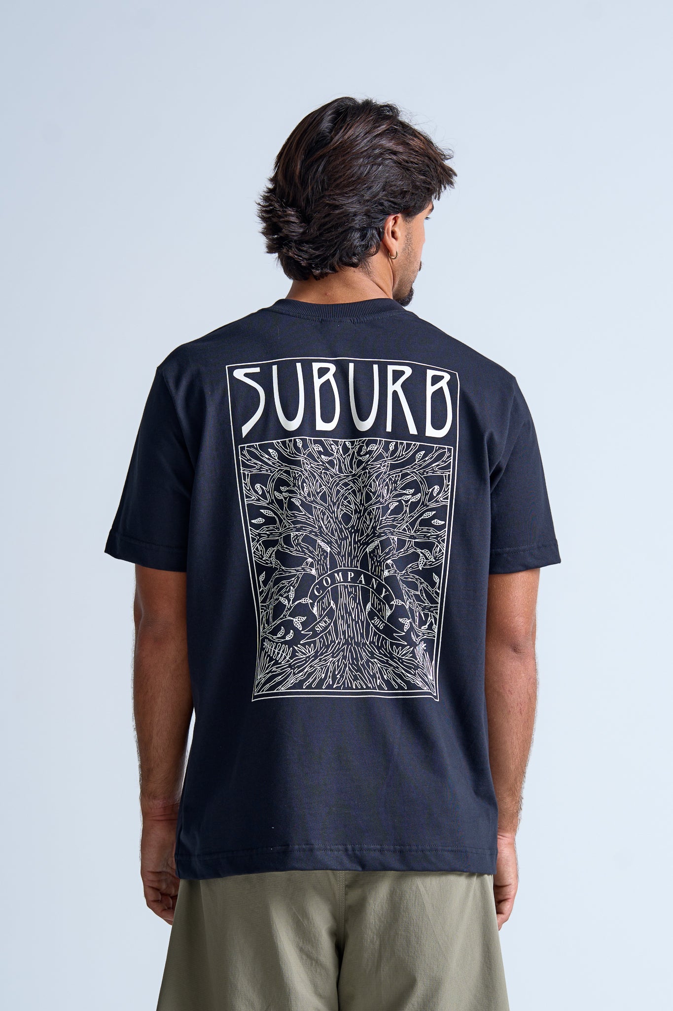CAMISETA REGULAR TREE  PRETO