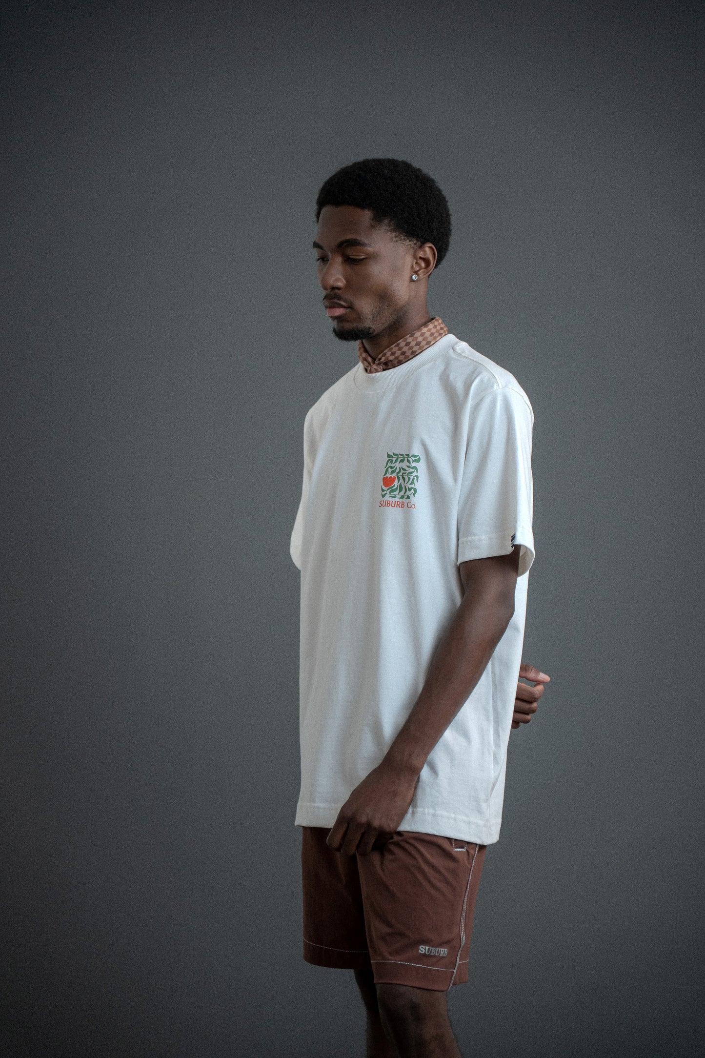 CAMISETA REGULAR FLOWERS OFF WHITE