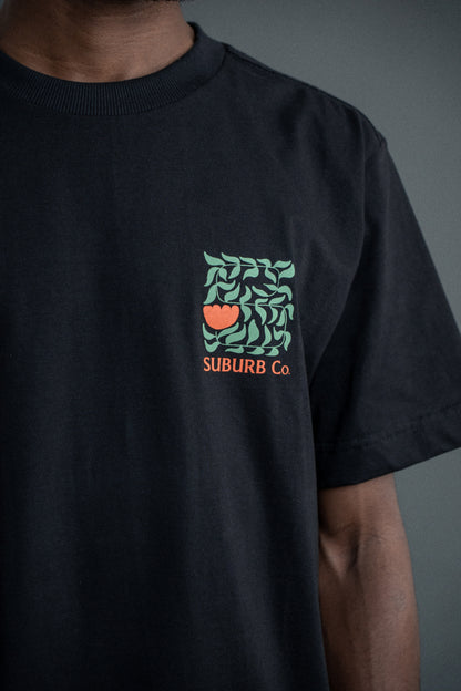 CAMISETA REGULAR FLOWERS PRETO