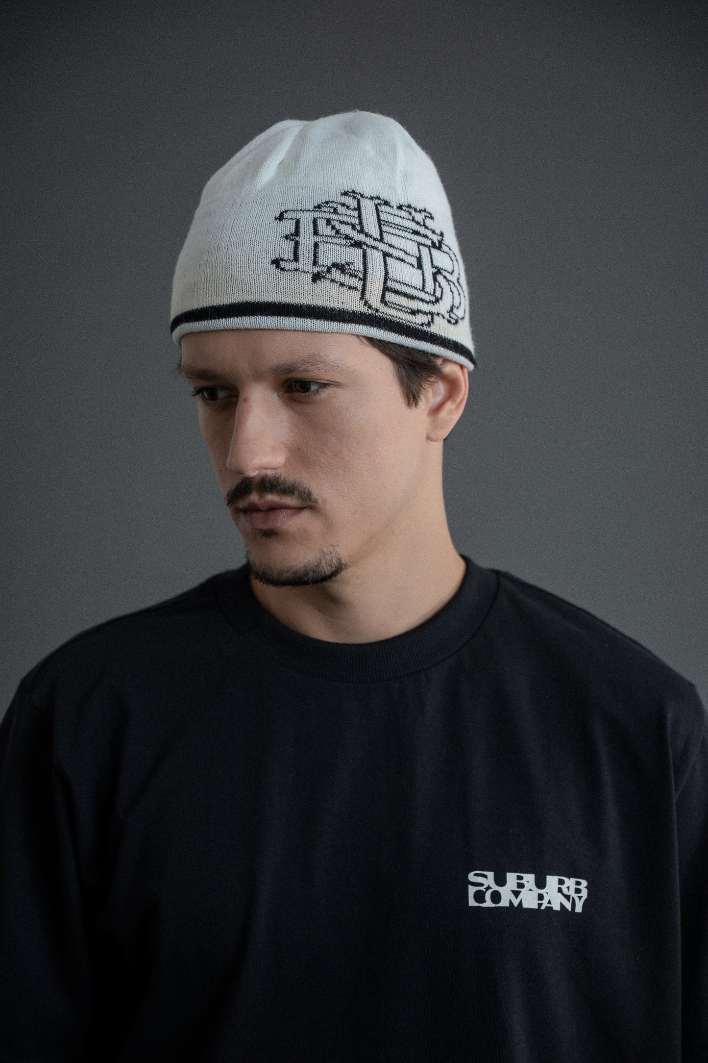 GORRO DUPLA FACE MONOGRAM - Dupla face