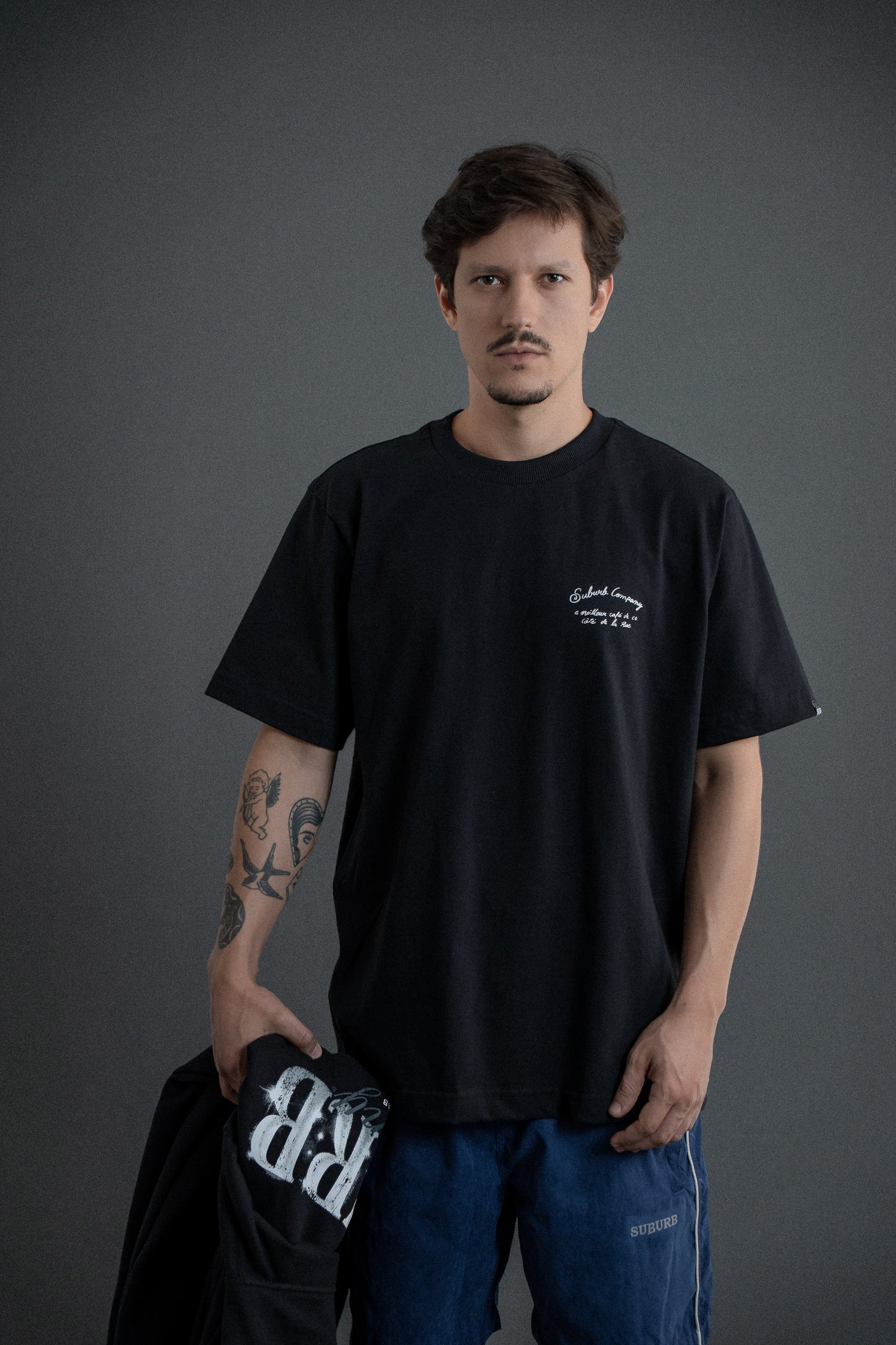 CAMISETA REGULAR PATISSERIE PRETO
