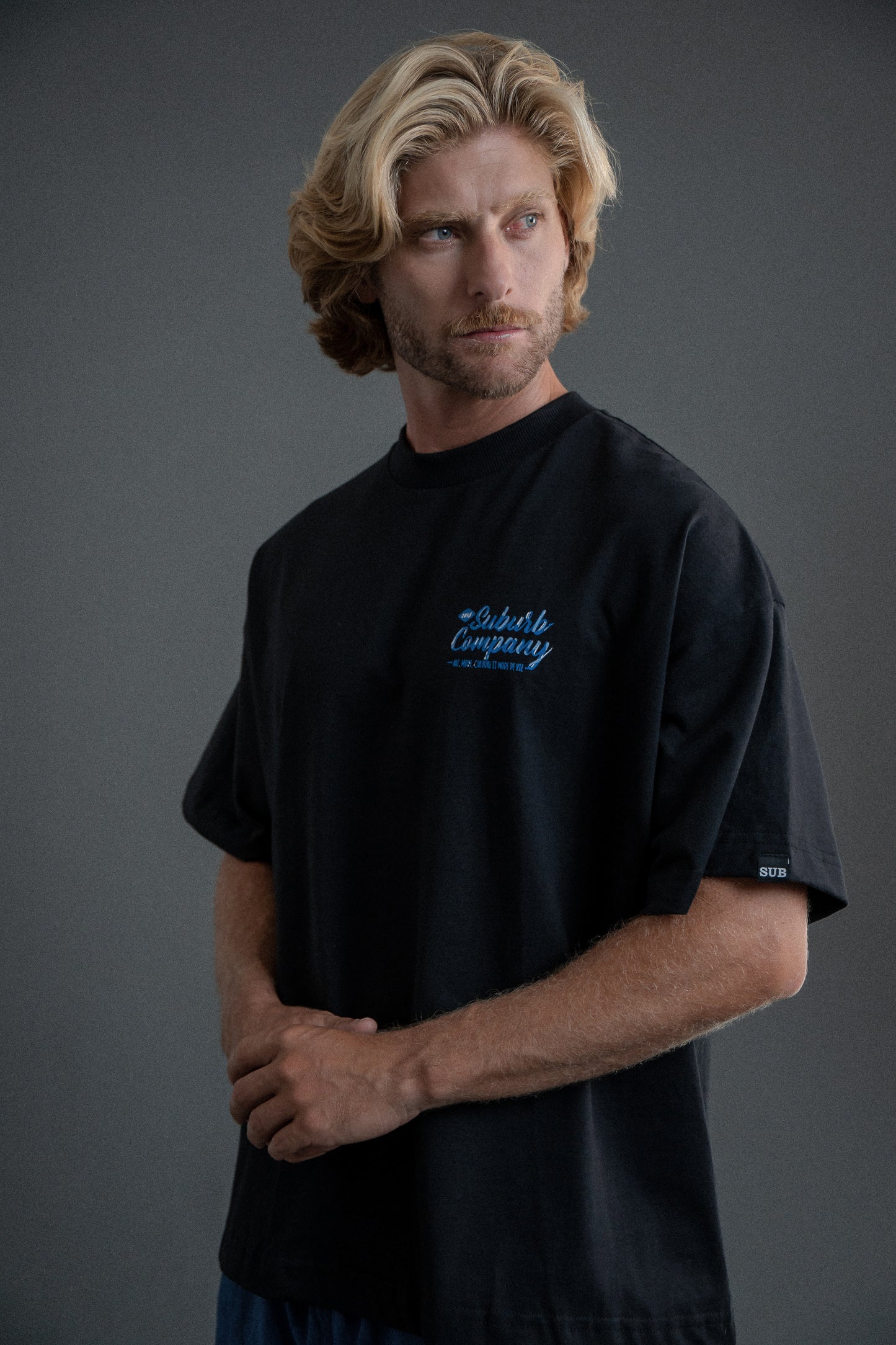 CAMISETA BOXY SACRED ART PRETO