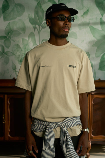 BANNER REGULAR TEE PRETO
