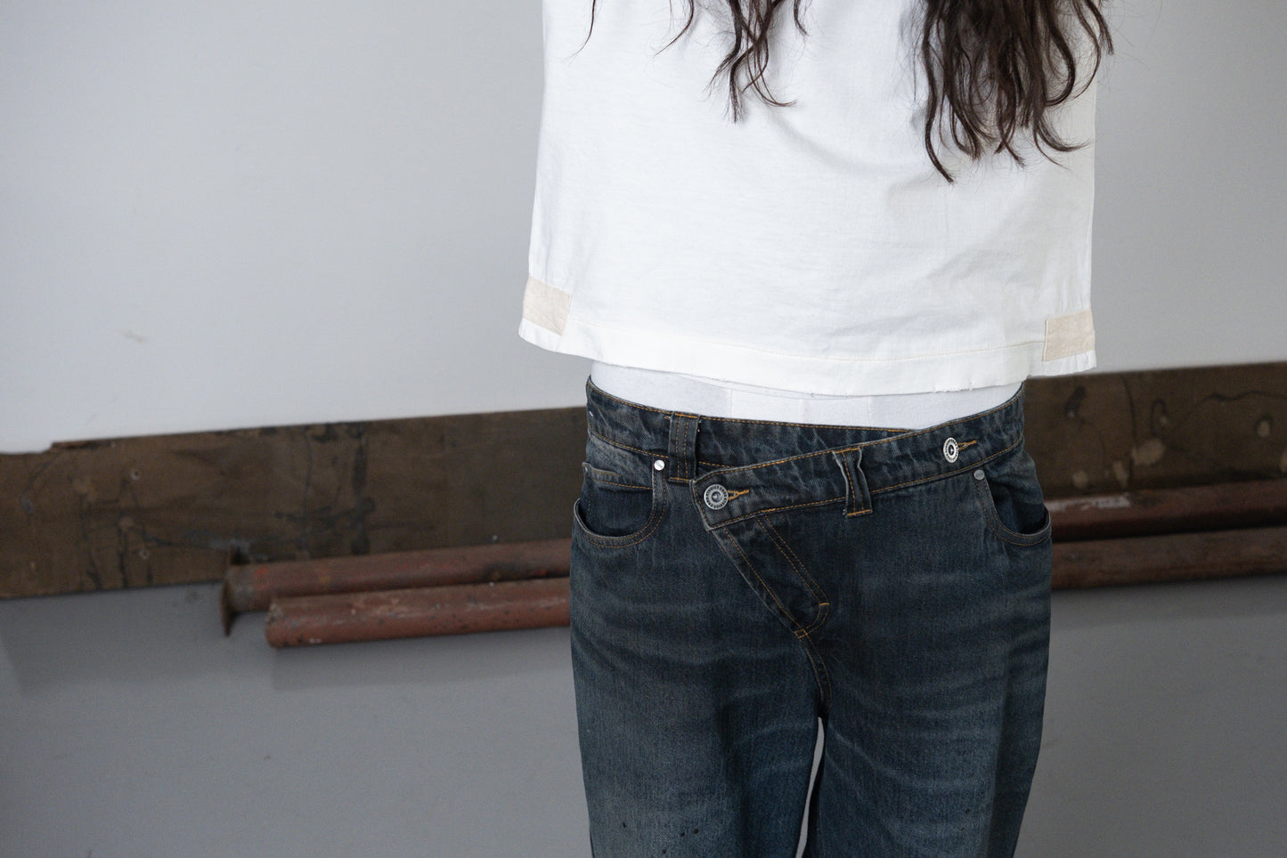 UNF ASYMMETRICAL DENIM  BLUE