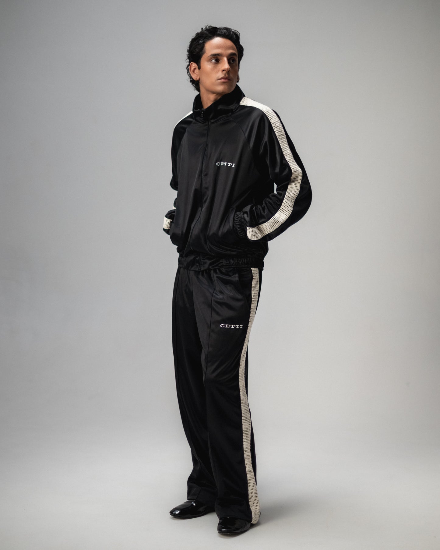 CALCA ESPORTIVA "VOYAGE" BLACK