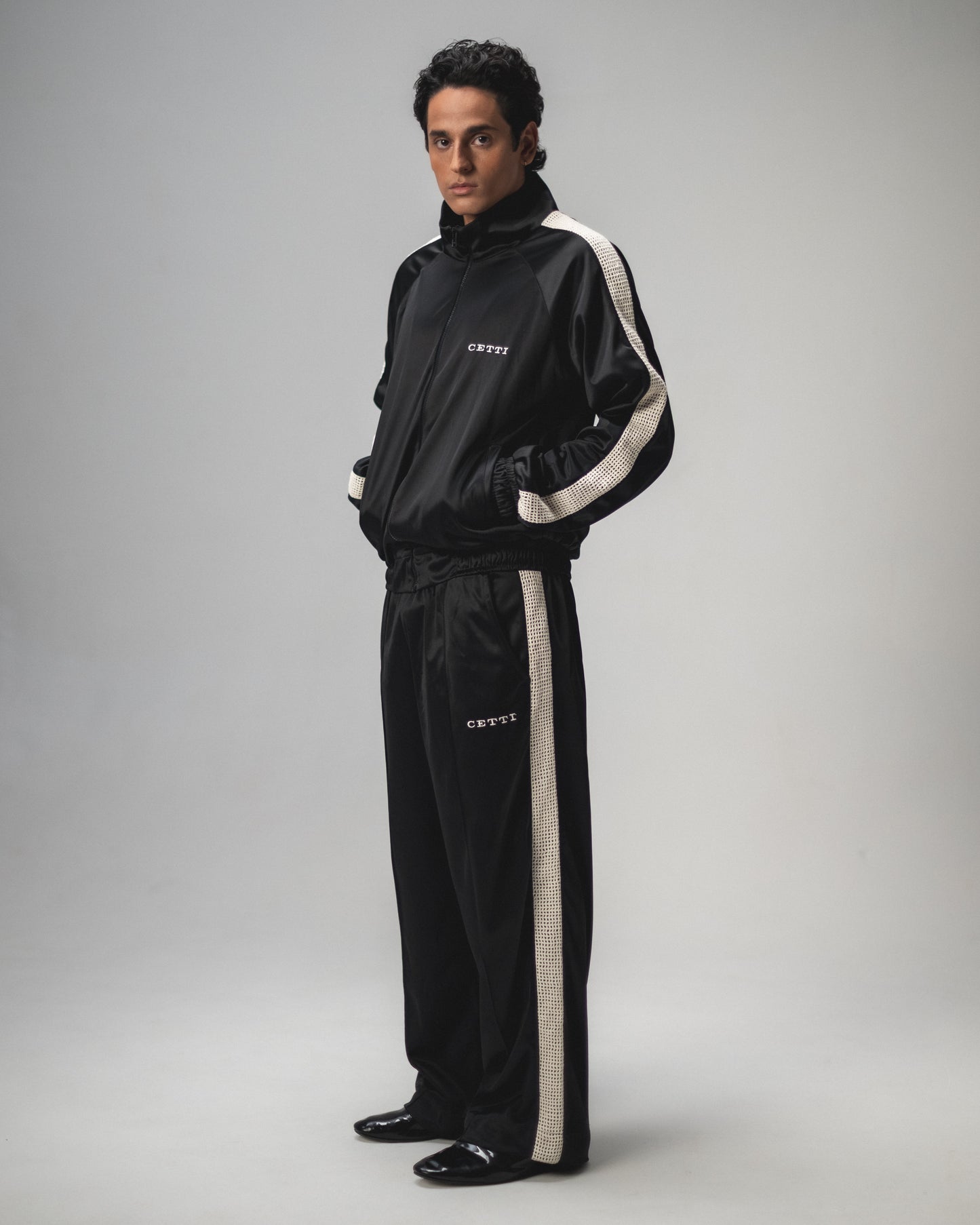 CALCA ESPORTIVA "VOYAGE" BLACK