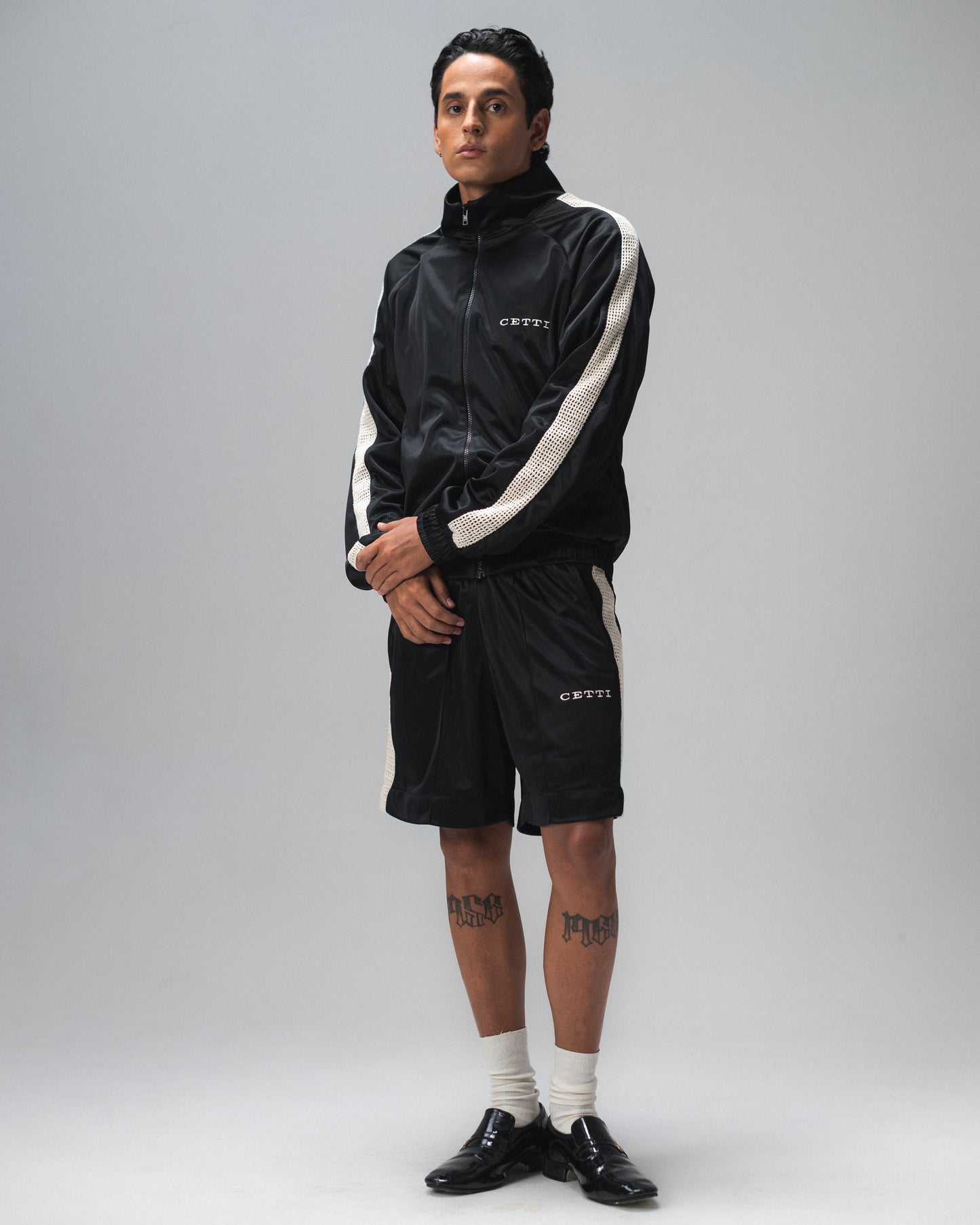 BERMUDA ESPORTIVA "VOYAGE" BLACK