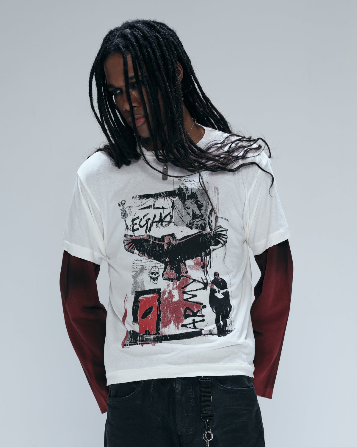 STAY WILD REGULAR GAZE TEE - OFF WHITE