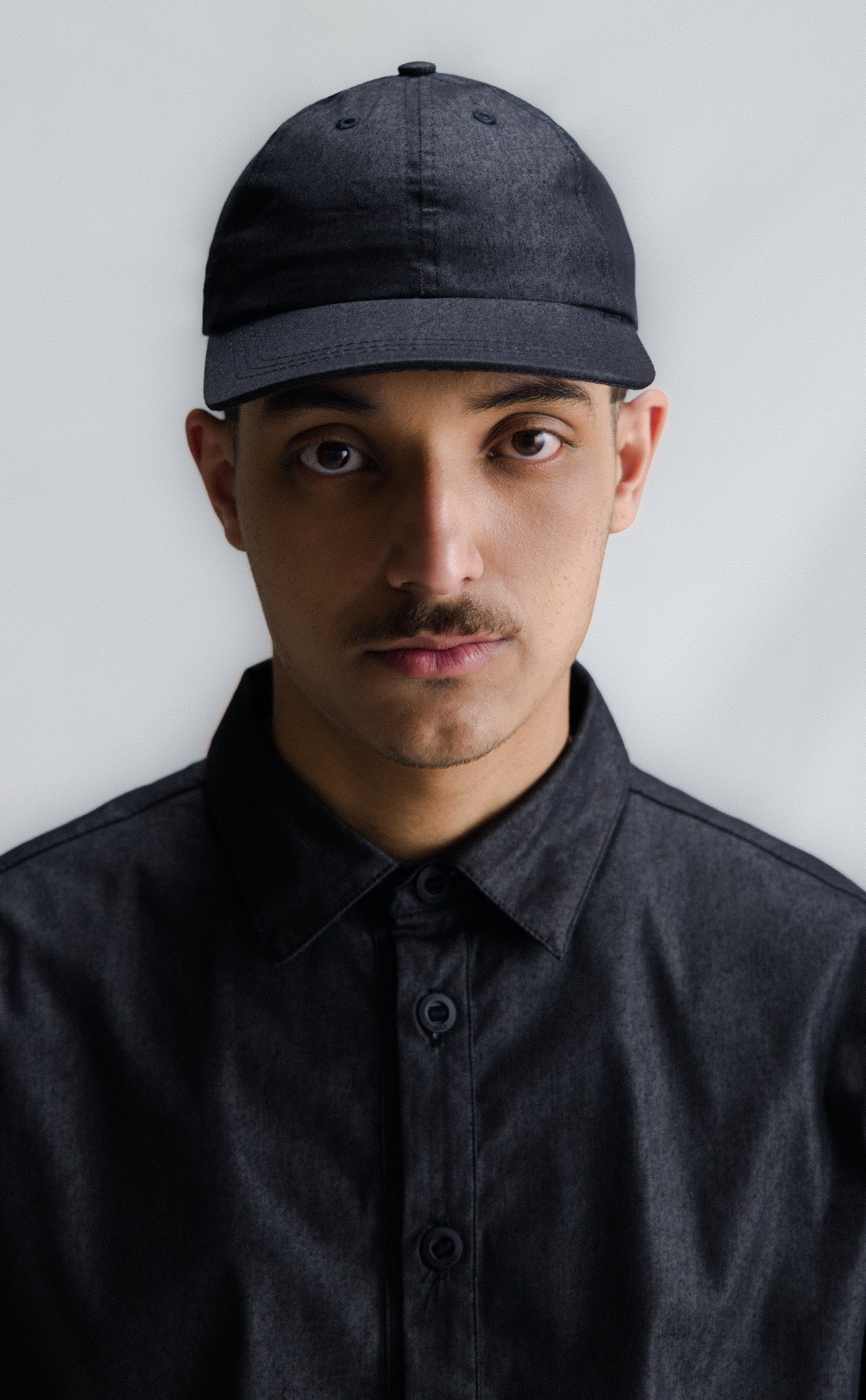 MOTIF DEFAULT HAT PRETO