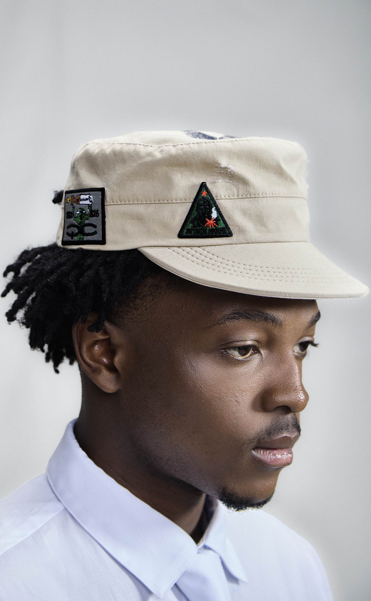 COMBAT PATCH HAT BEIGE