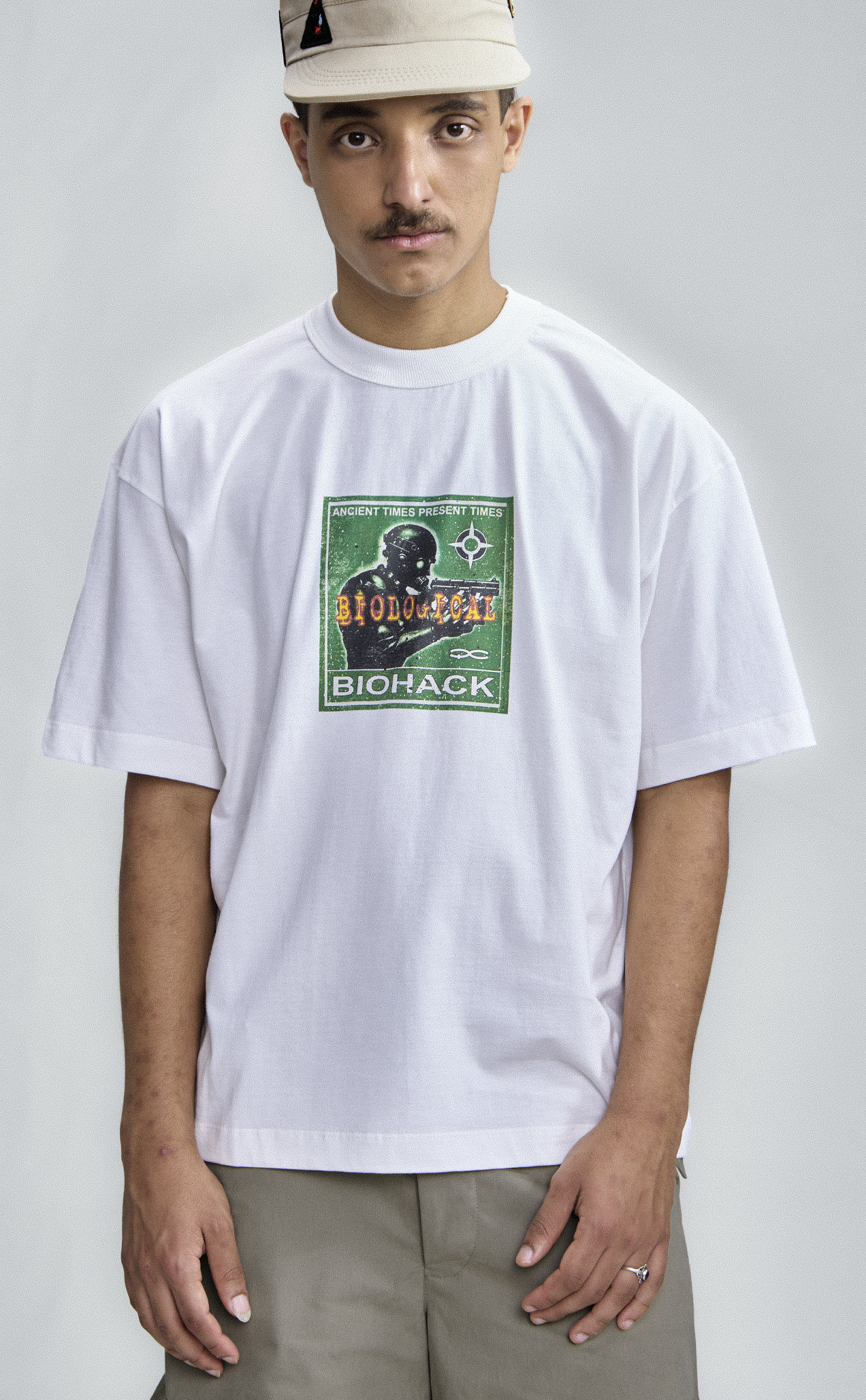 TSHIRT QC BIOHACK BOXY OFF WHITE