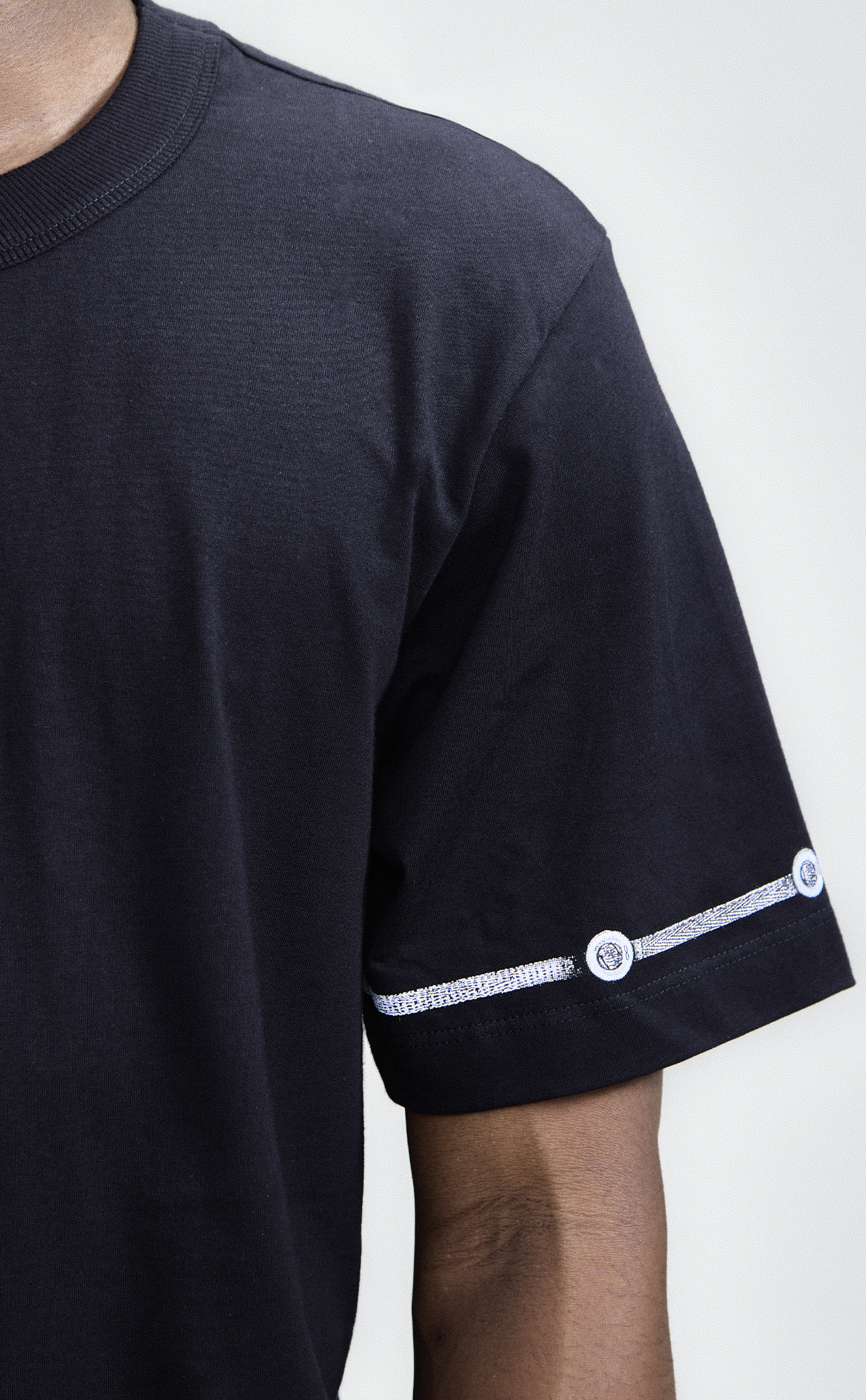 TSHIRT QC BUTTONS REGULAR BLACK