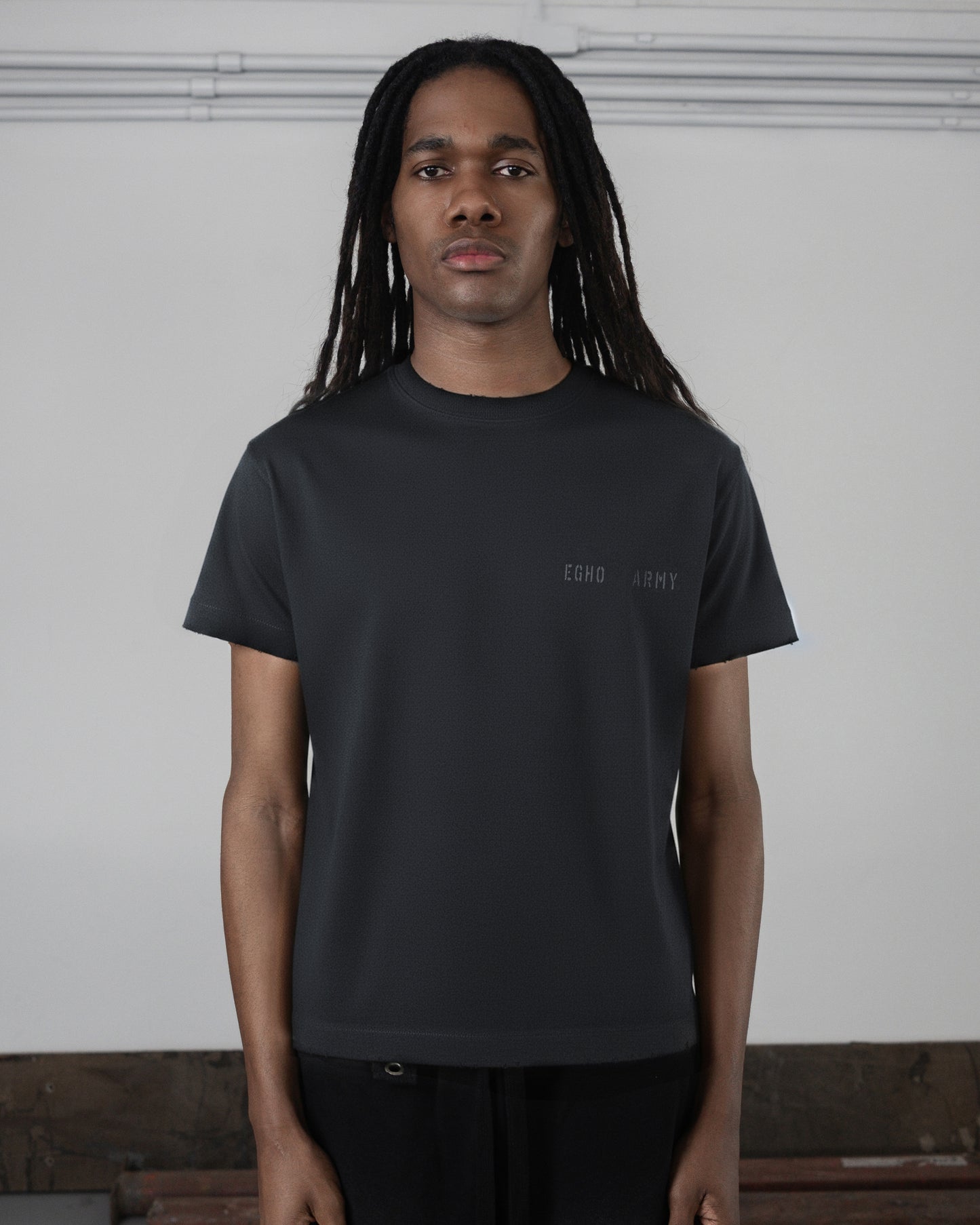 UNF  REGULAR TEE  BLACK