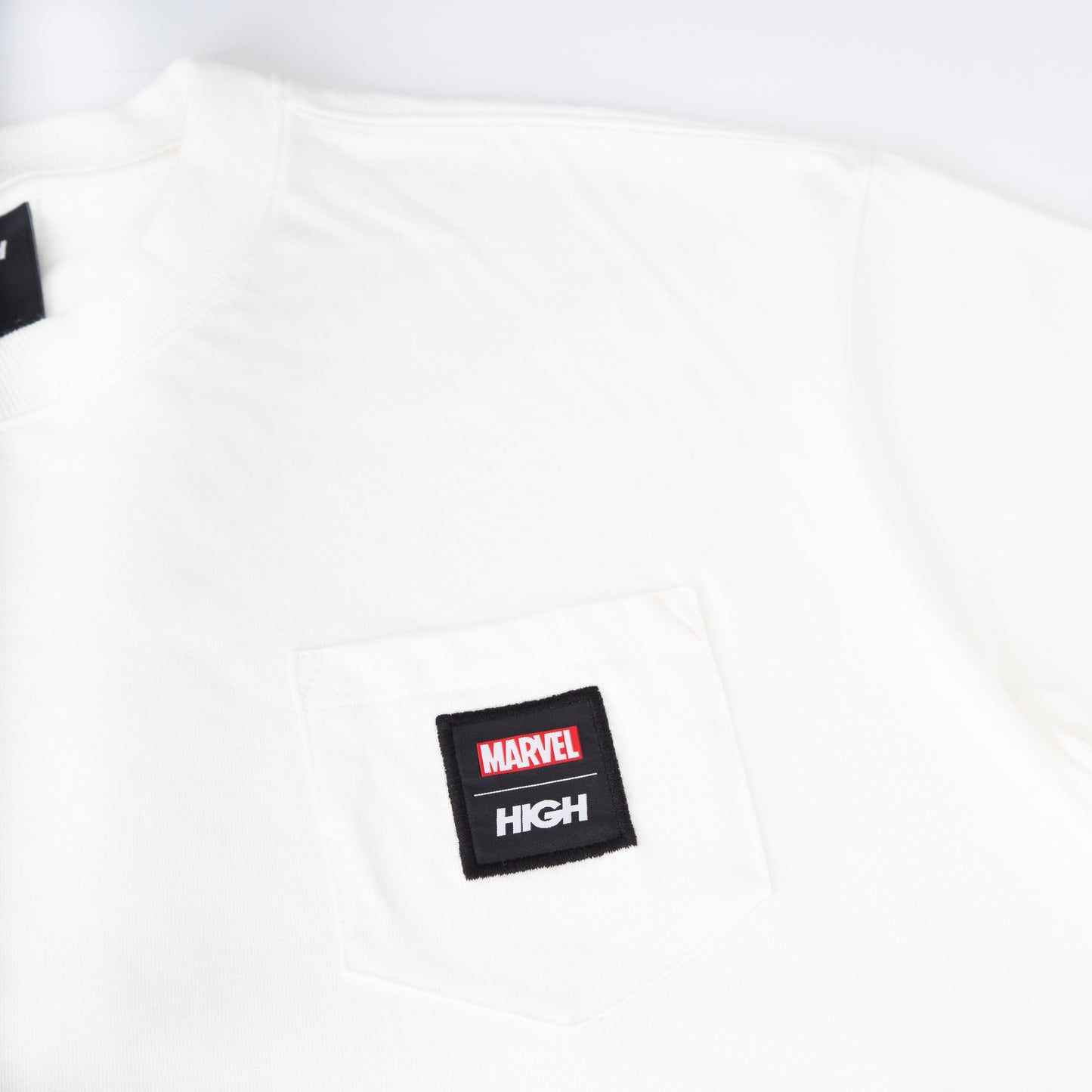 Pocket Tee High X Marvel White