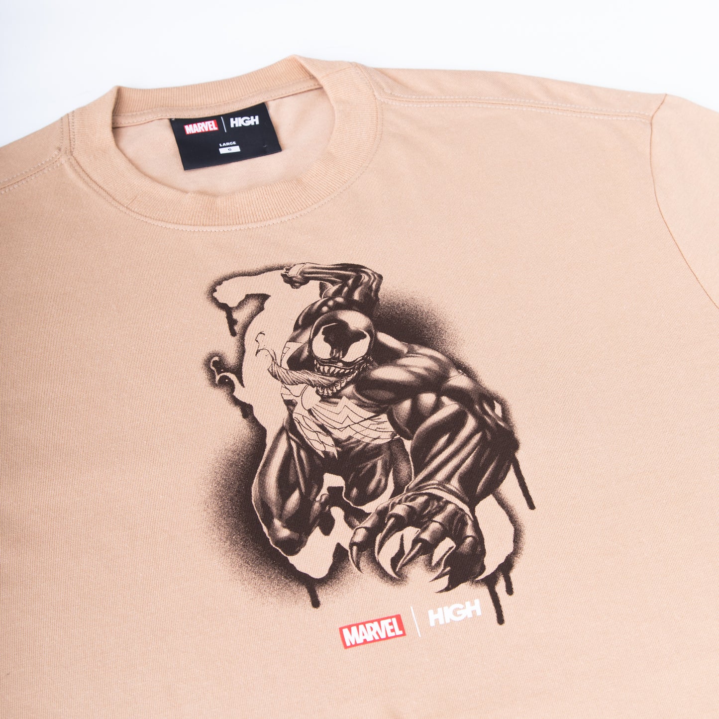 Tee Venom Sand